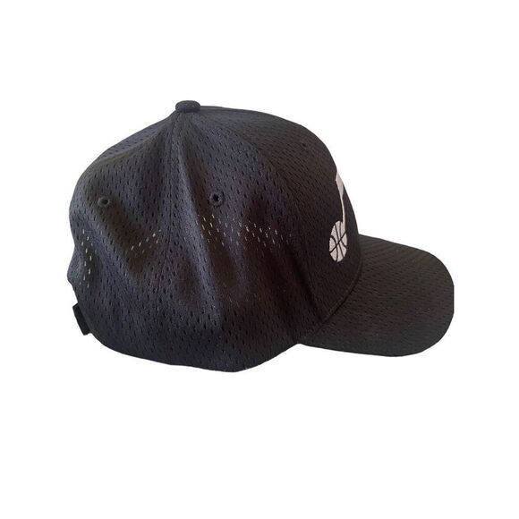 Quake City Caps Mens Black Hook & Loop Closure Mesh Utah Jazz NBA Hat One Size - Picture 2 of 8